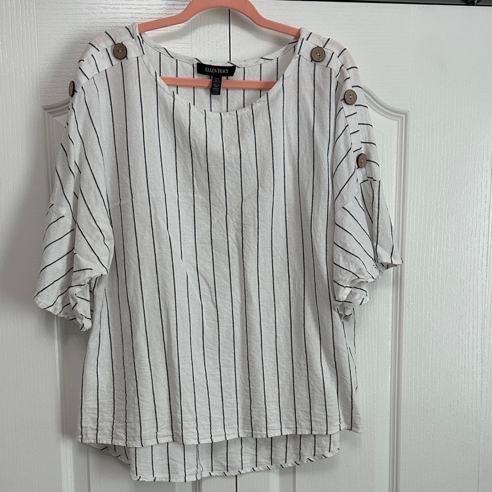 Ellen Tracy White with Black pin Stripes Linen blend Blouse with Button Details